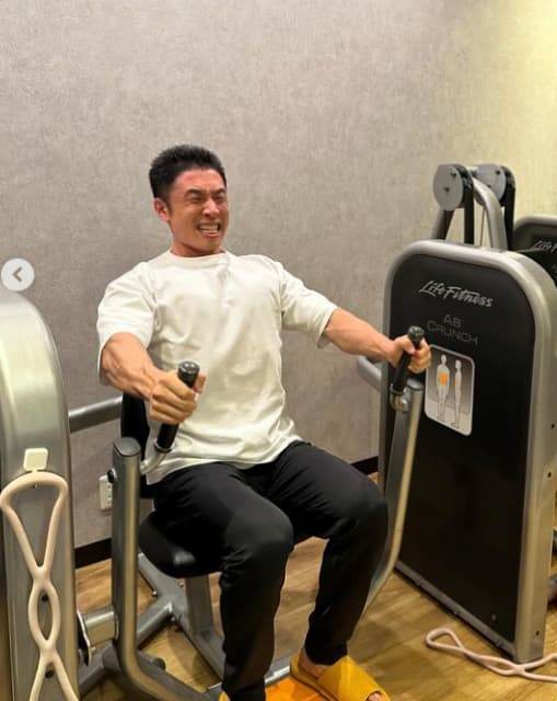 お笑い芸人 なかやまきんに君 元気な姿でトレーニング様子を公開！