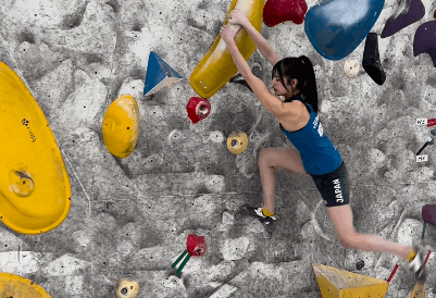 「相変わらず、強い」キュートな女子クライマー、絶壁を勇猛果敢に攻める”強化合宿・クライミングムービー”を披露！ファン拍手喝采