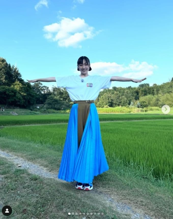 須田亜香里が愛知でTポーズを披露！まぶしい笑顔にファンはメロメロ