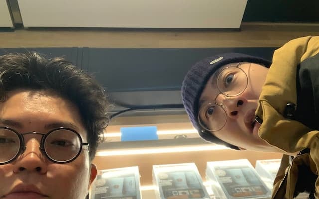 ヤーレンズ出井、ツーマンライブで共演の“あの人”との「ゆるふわコンビ」オフショット公開！