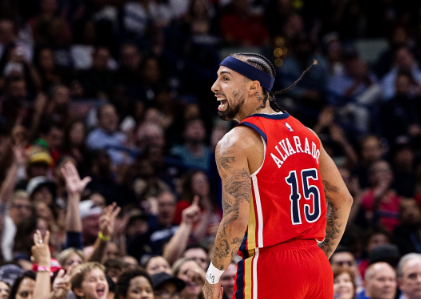 NBA ペリカンズが投稿“週末モード”ショット　笑顔あふれるリラックスムードに反響