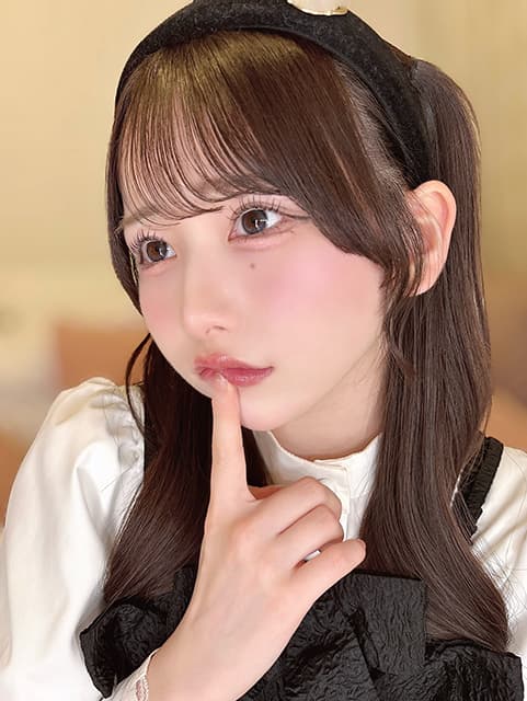 虹のコンキスタドール・栗原舞優、可愛すぎる”困り顔”のオフショットを公開！