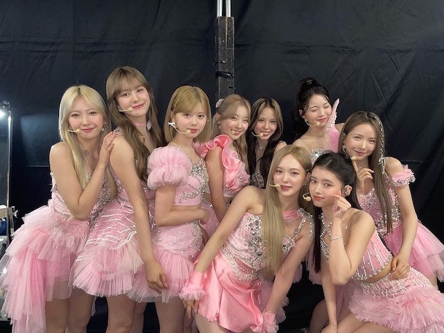 「最高の時間をありがとう🥺💕」アリーナツアーを完走したNiziU🌈にファンからたくさんのコメント💖