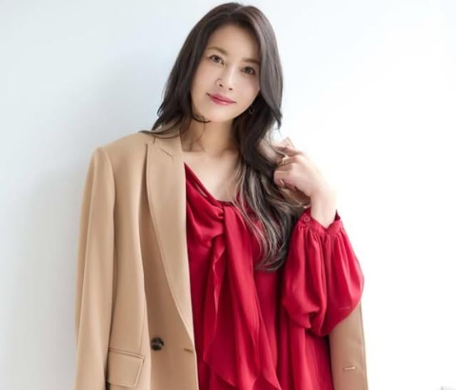 瀬戸朝香、美容・子育て・仕事語るインタビュー掲載