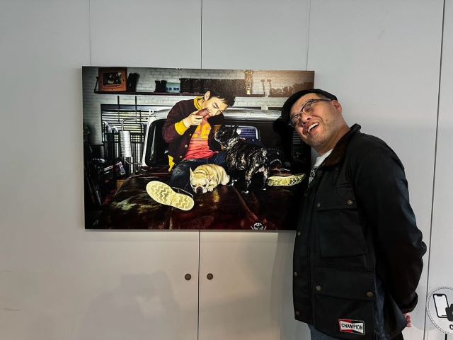 ベストジーニスト受賞の野爆くっきー!、あの「殿堂入りジーニスト」の展示会へ！