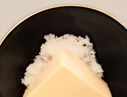 元放送作家の鈴木おさむ、好物は「たまご豆腐どんぶりです」と豪語