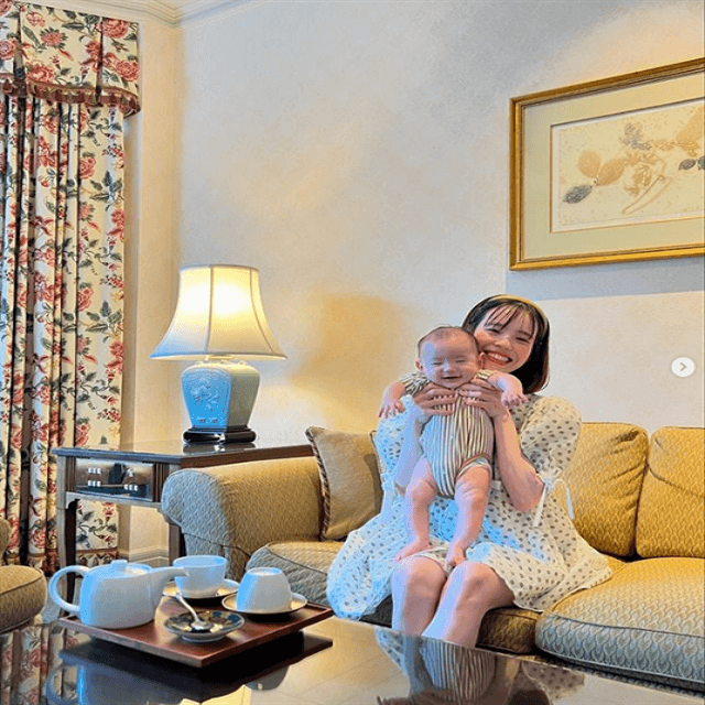 瀬戸あゆみが「クラシカルホテル椿山荘」を詳細レポ！愛息とのツーショットも