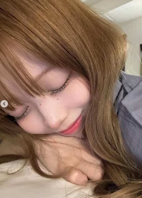 「可愛い〜」「おやすみなさい」モデル・Kirariの寝顔がファンに大好評！