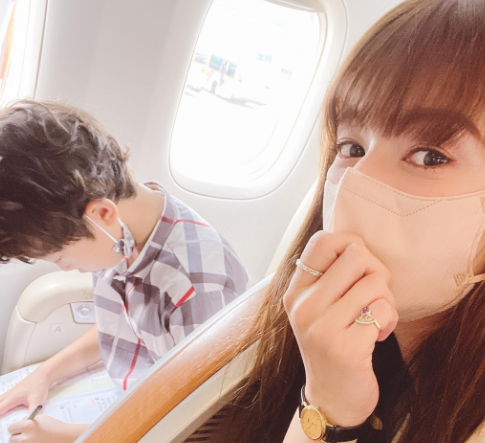 大学生のスザンヌさんが長男と東京観光へ🌟親子ツーショット披露😍💓