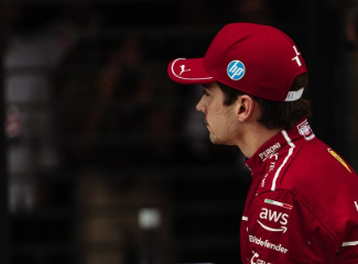 F1歓喜の瞬間！ルクレールが“真紅の王子”に返り咲き、予選トップで話題沸騰