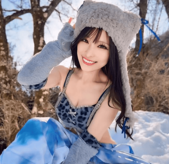 「滅茶可愛いですばい」スノボ美女、ゲレンデの”ヒョウ柄＆キャットコスプレショット”にファンの魂荒ぶる！「雪ヒョウ、最高」