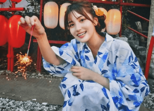 「こんな可愛い子とデートしてみたいよ」あのスポーツグラドル、“ナツノオモイデ”蘇る浴衣ショットを披露!