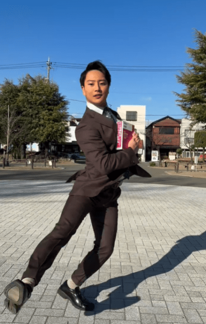 テレビ山梨・安福太郎アナ、道端でミュージカル開催⁉あの