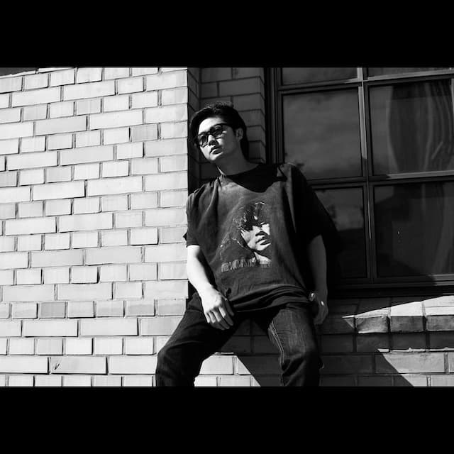 磯村勇斗 カッコいいTシャツ姿が話題に！