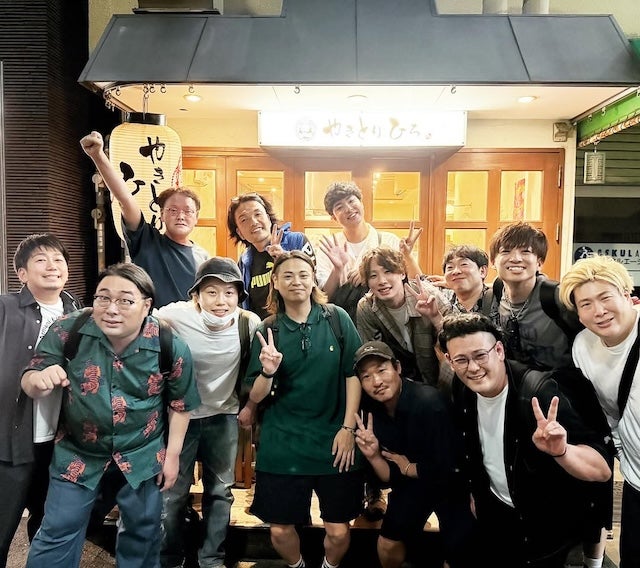 「いーなー！楽しそう！」アインシュタイン河井、番組スタッフとのオフショットにファンからコメント続々