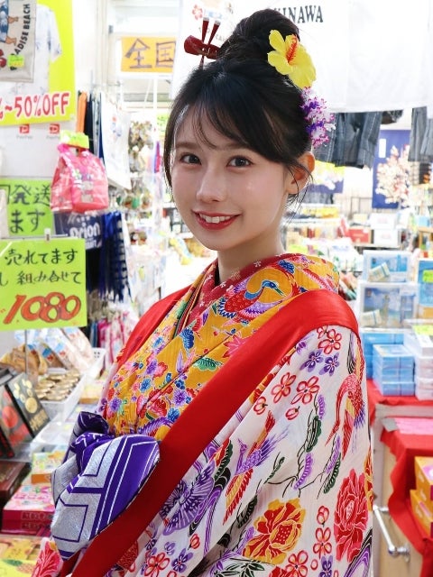 「うきみそーちー」元グラドル・相原美咲、琉球王朝の正装"琉装"まとい美しすぎるモーニングショット！