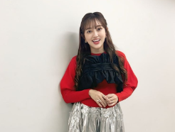 菊地亜美、「ビスチェを愛する女」の妊娠コーデ術が話題！