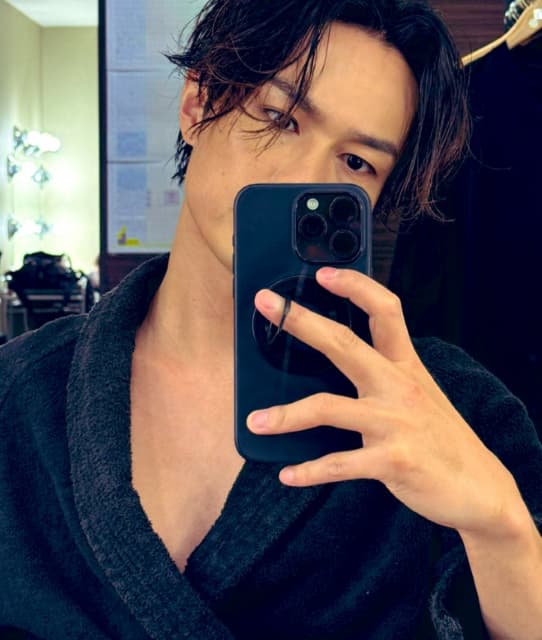 「爆イケ」「セクシーすぎ」今市隆二、撮影前の自撮り投稿にファン悶絶！