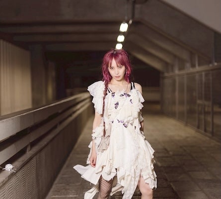 「＃りさふく」LiSA 衣装のこだわりポイントを紹介！！どのショットも可愛すぎると話題に！！