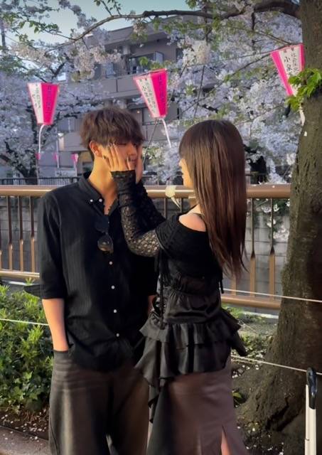 じゅり、ゆうすけの“世界一やんわらかいほっぺ”にメロメロな姿を公開