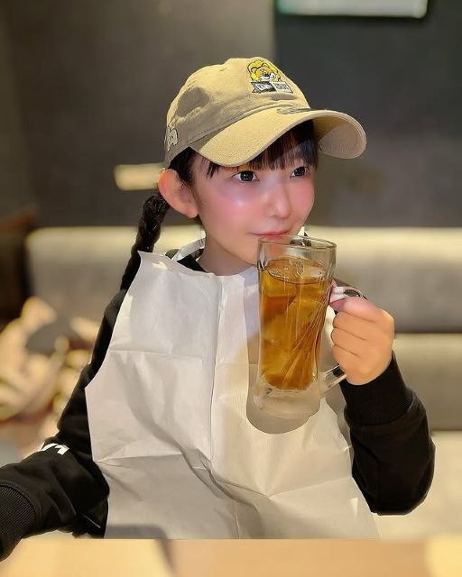 「おはウーロンハイ」長澤茉里奈、