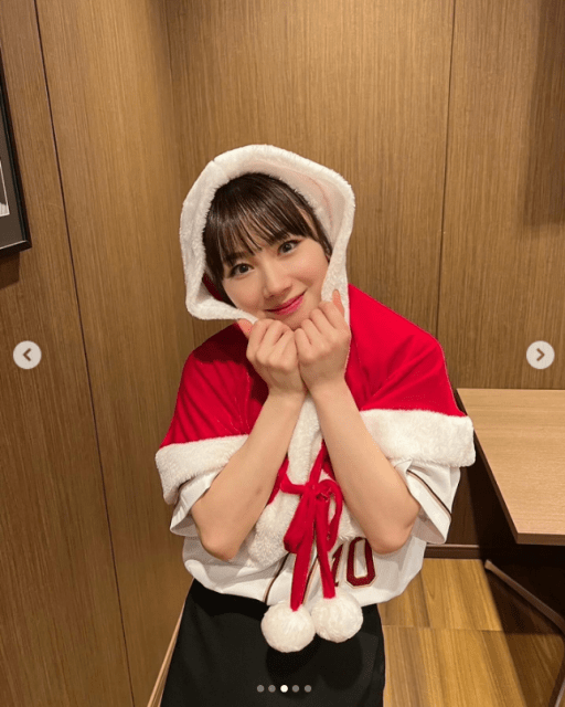 モー娘。'24石田亜佑美「季節はずれのサンタコス」も可愛さ健在！