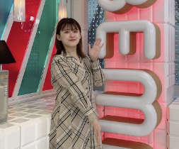 尾崎里紗、「ABEMA的ニュースショー」に初挑戦！田中萌との共演に喜びも