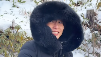 “モコモコ”スタイルが激カワ！！志田未来の完全防寒ショットが話題！雪景色に映える！