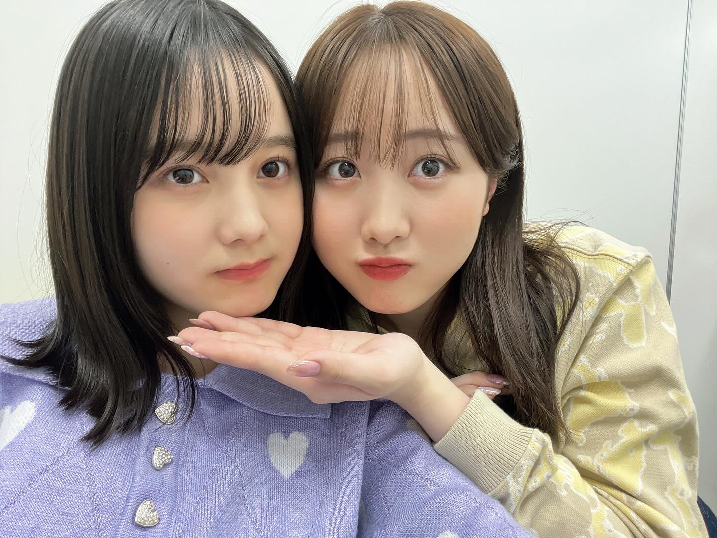 本田望結＆紗来姉妹が超密着2ショットを公開　姉・真凜からは「2枚目の手のひらは勿論マリン用よな？」