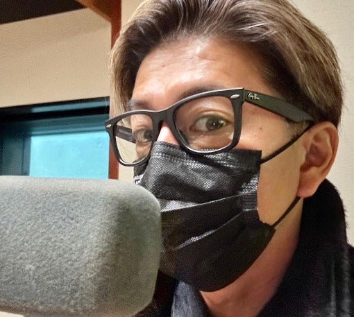 50歳木村拓哉が眼鏡姿を披露💓知的な姿にドキッ👀