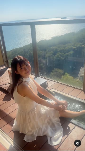 渡辺美優紀が足湯を楽しむ方を公開