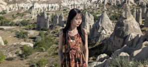 井桁弘恵、新写真集「つかのま」発売直前 オフショット公開でファン沸騰