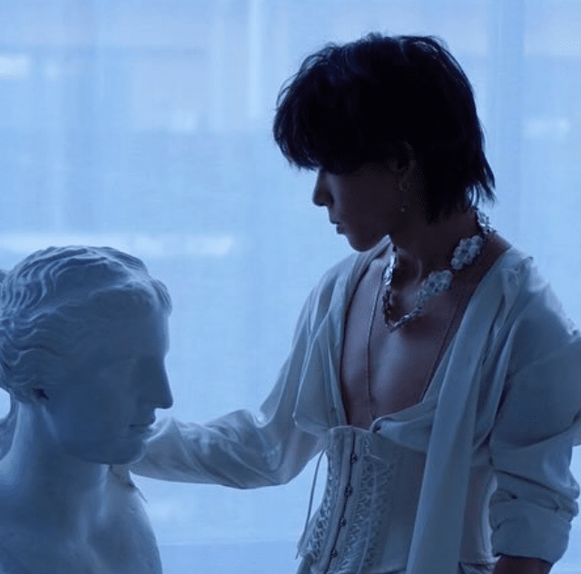 Aぇ! group末澤誠也、美しすぎるオフショット公開にファン悶絶「言葉失った」「需要わかってて流石すぎる」