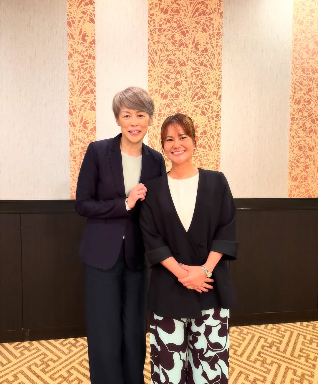 元バレーボール女子日本代表監督・中田久美が美人プロゴルファーとの交流に感激！？