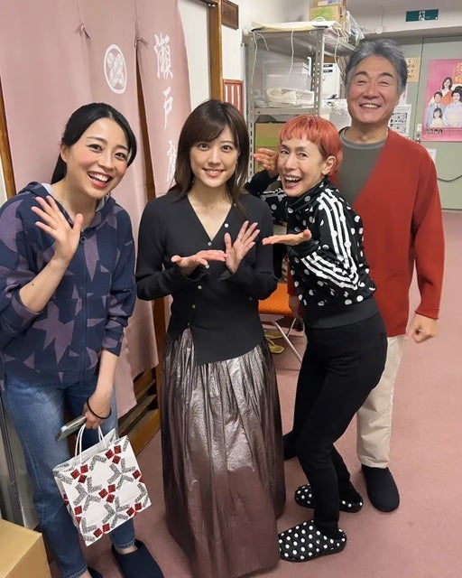 女優・上脇結友、あの3人との集合写真を公開！「素敵な写真ですね！」