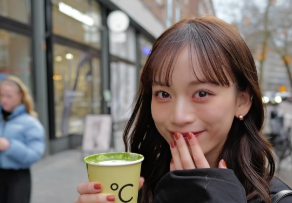 由布菜月、新しいカフェを発掘！“抹茶ラテの美味しさに感動”