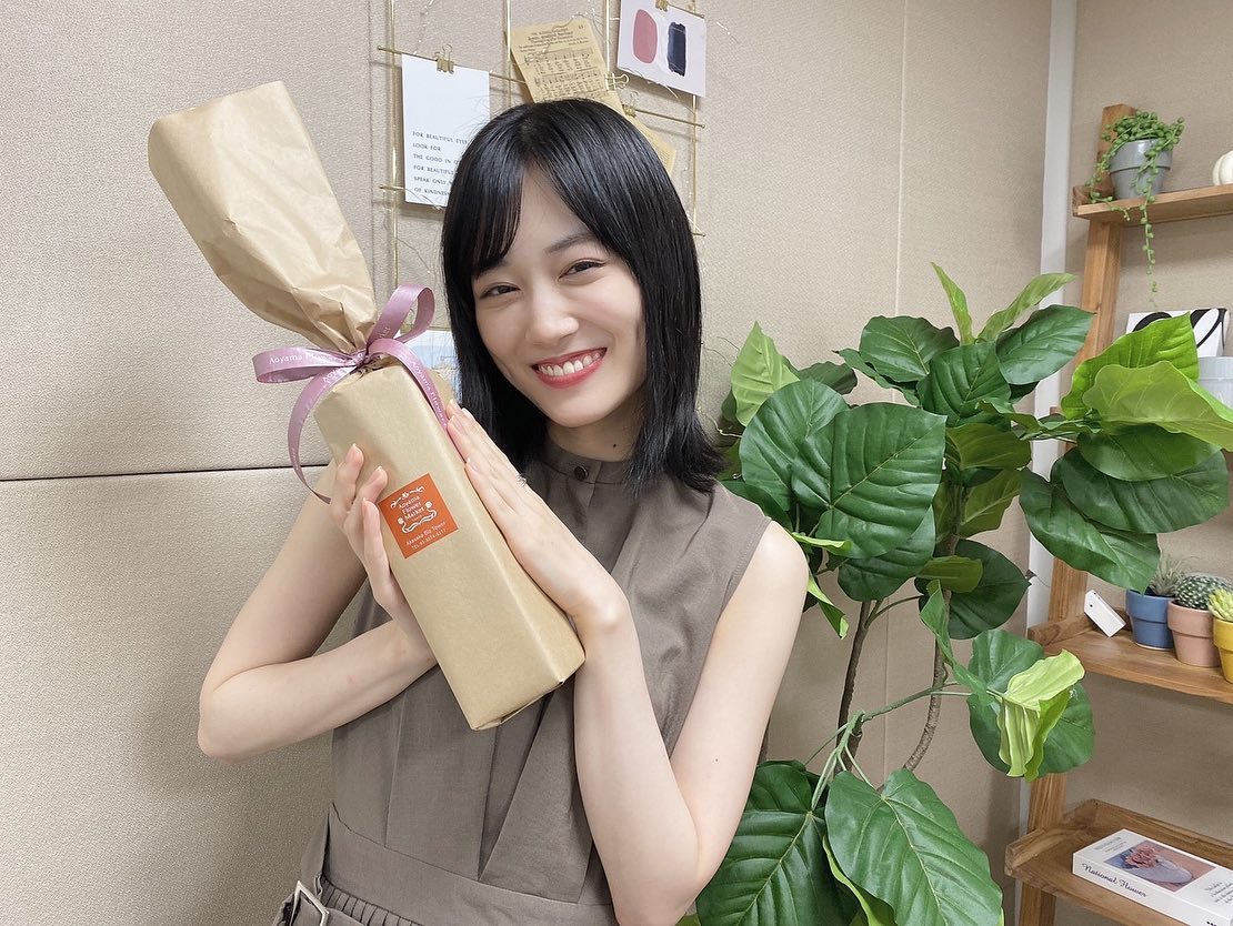 山下美月さんの23歳誕生日に祝福コメント続々✨「 #山下美月生誕祭」もトレンド入り❗️