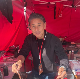 ハイヒール・モモコ、夫の屋台をアピール！「ホルモン焼きやってます！」