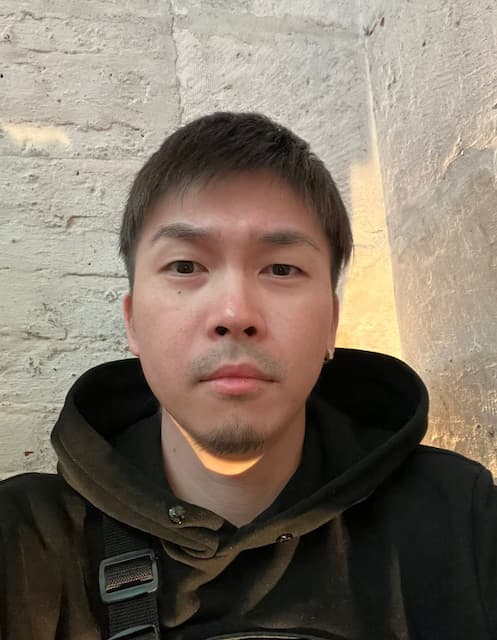 プロゲーマー・ガチくんが大会参加でフランスのパリへ、現地での仲間との写真を投稿