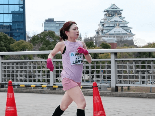 「ラン復活しました」マラソン美女、ピンクウェアの”ランニング・奮闘ショット”を披露！ラン報告にも応援の声続々「応援してます」