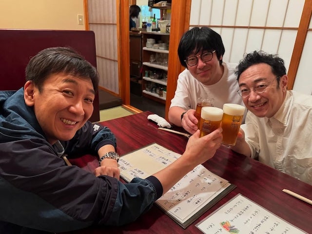 「美味しいものだらけ！」東京03飯塚、北海道公演のオフショット公開