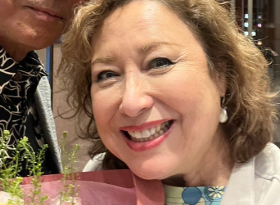 「47回目の結婚記念日」キャシー中島、夫婦2ショットに溢れる感謝と愛