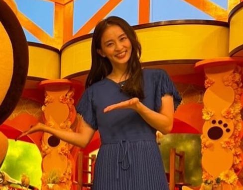 田中理恵さん 弾ける笑顔のオフショット💙 一方