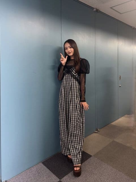 「毎回可愛くて癒しです」近藤千尋、幸せなラヴィット生放送！スタイルの良さが際立つ衣装を公開