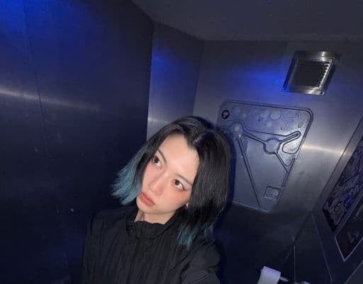 三吉彩花、へそピを公開？！夏を感じるたくさんのショットにファンからいいね殺到！