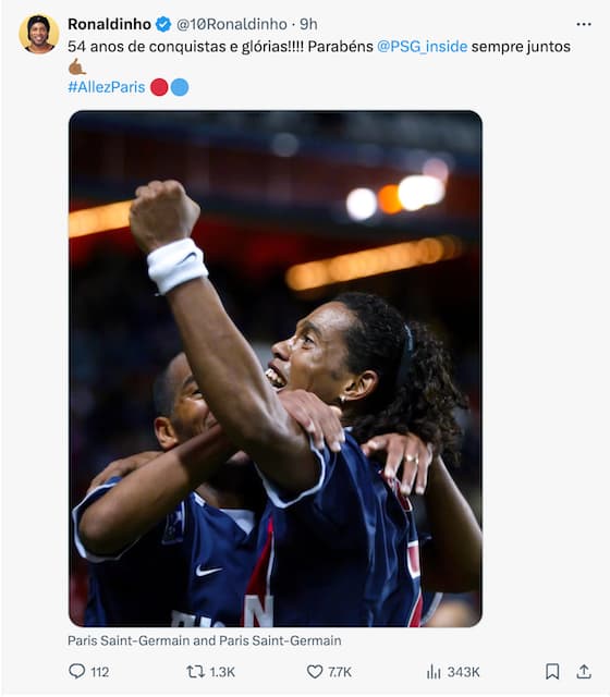 ロナウジーニョ PSG 54周年を祝う💐