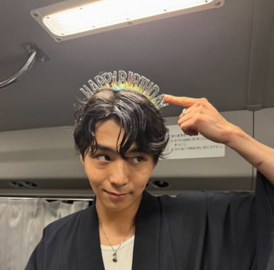 八村倫太郎、26歳の誕生日を報告！ファンから祝福の嵐！