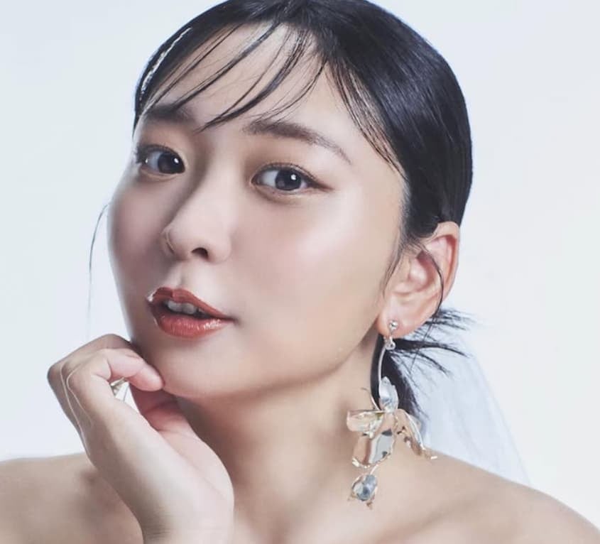 アンゴラ村長　ウェディングドレス姿に！？「色んな人たちいつもありがとうございます。」