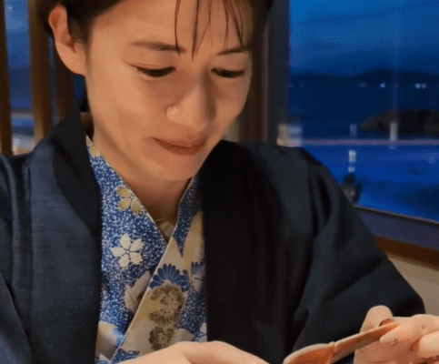 「松葉蟹はもう最高」宇内梨沙、カニのお刺身の