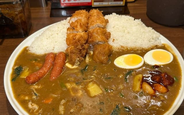 レインボー・ジャンボたかおが大好きなCoCo壱を食す「日本に帰ってまず食べたかったのはCoCo壱でした」